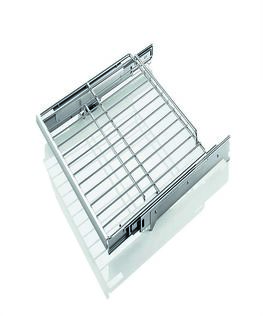 Full extension telescopic sliding shelf